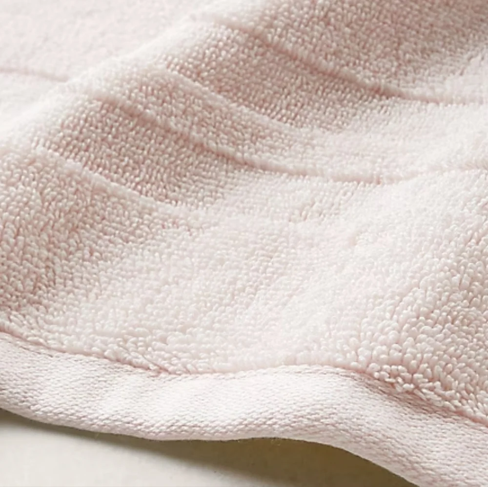 New! Ralph Lauren Soft Pink Wash Cloth